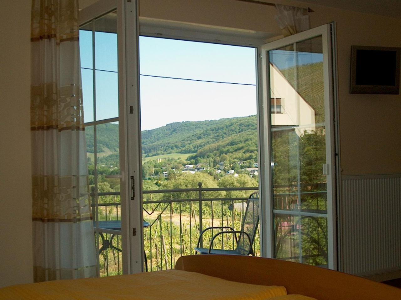 Wein- Und Gaestehaus Genetsch Лизер Экстерьер фото